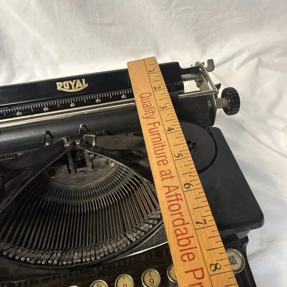 VTG 1934 Royal Standard Manual Typewriter early Model O Glass Keys Office Writer